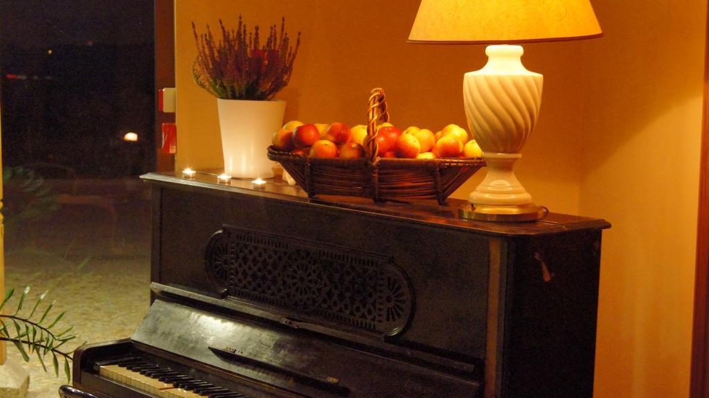 Hotel Sportwerk Tyniec Maly Dış mekan fotoğraf