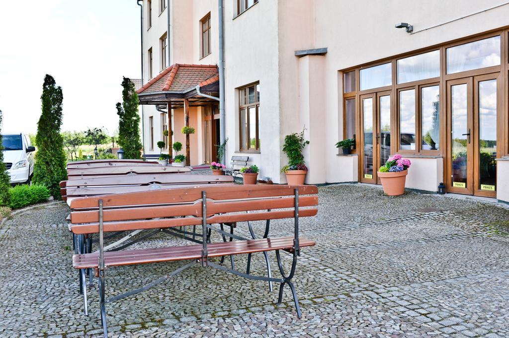 Hotel Sportwerk Tyniec Maly Dış mekan fotoğraf