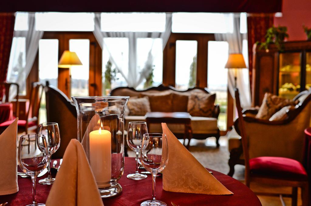 Hotel Sportwerk Tyniec Maly Dış mekan fotoğraf